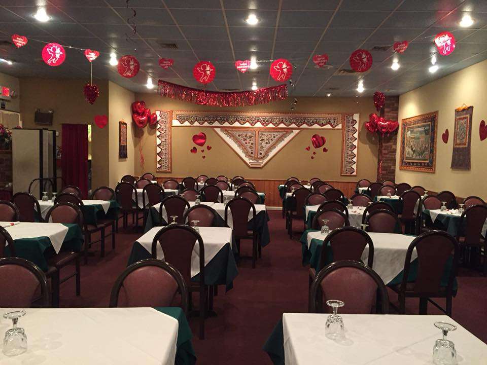 Taj Mahal | 2080 Bennet Ave, Lancaster, PA 17601, USA | Phone: (717) 295-1434