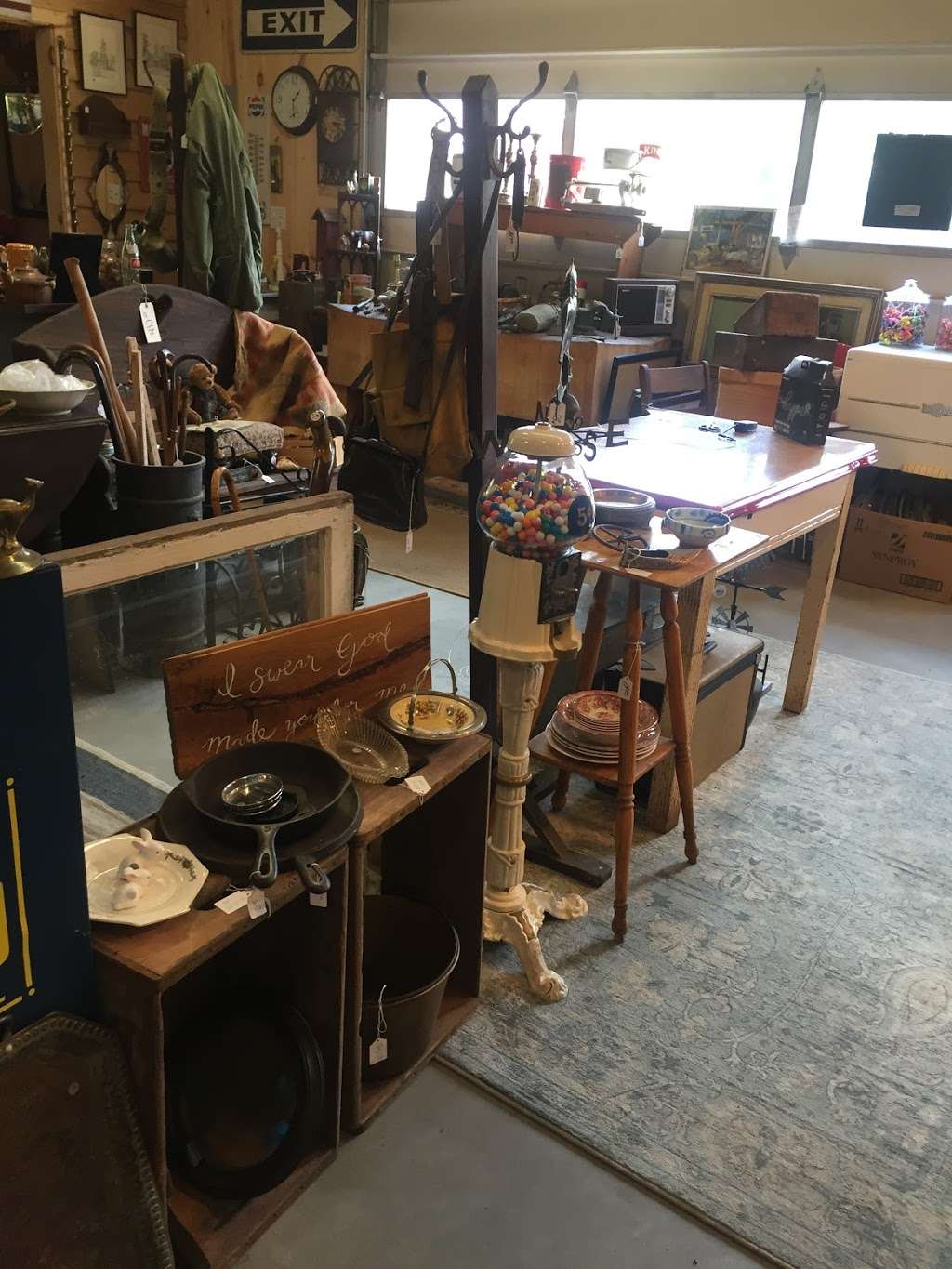 Blue Gate Pickens antiques & relics | 69 Nissley Ln, Holtwood, PA 17532 | Phone: (717) 284-6982