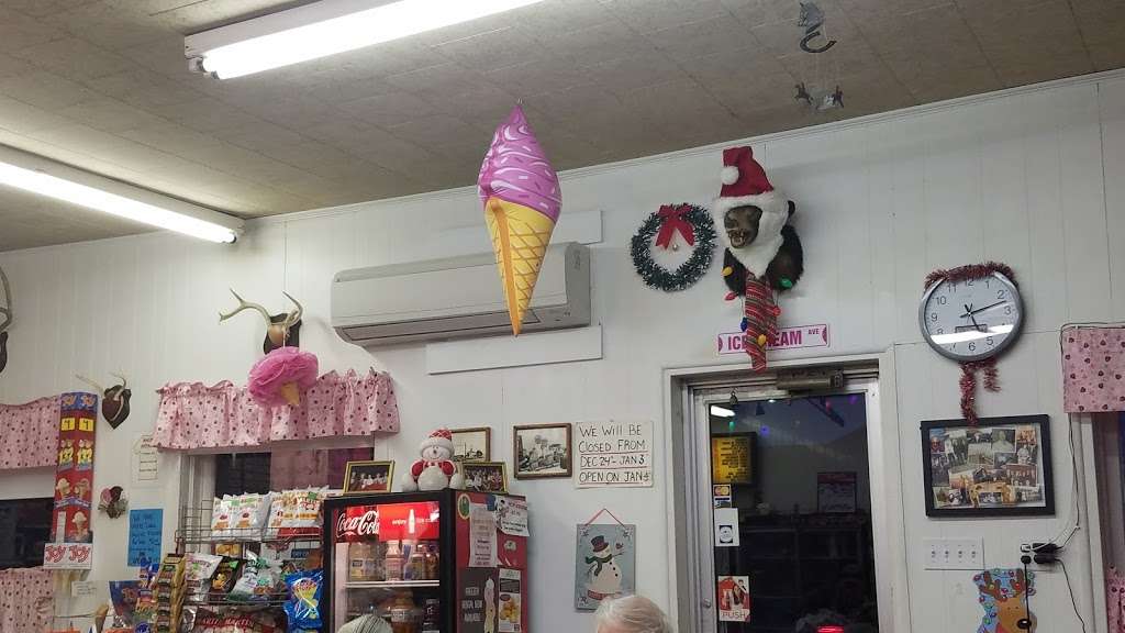 Mackss Icecream By Wendy | 811 Delta Rd, Red Lion, PA 17356, USA | Phone: (717) 244-3370