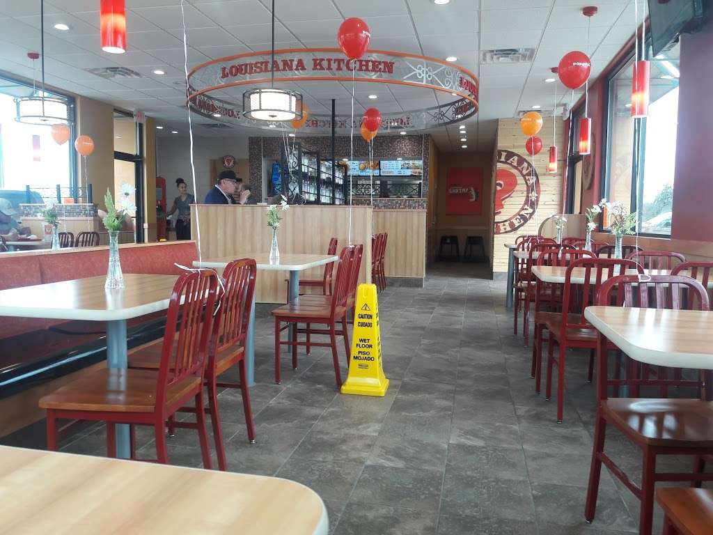 Popeyes Louisiana Kitchen, 15130 Aldine Westfield Rd, Houston, TX 77032