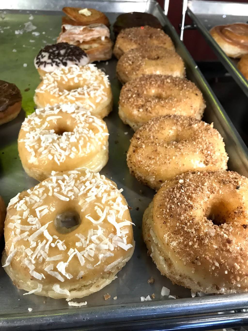 Donut Star | 3201 N Glassell St, Orange, CA 92865 | Phone: (714) 282-8621