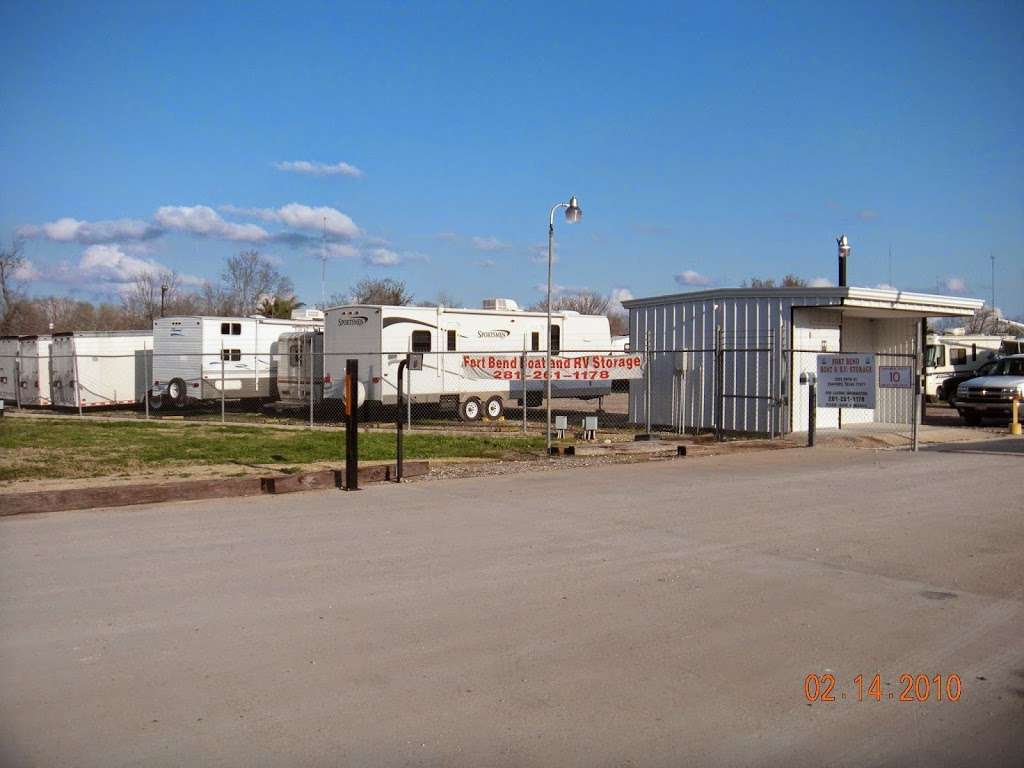 Fort Bend Boat & RV Storage | 3333 5th St, Stafford, TX 77477, USA | Phone: (281) 261-1178