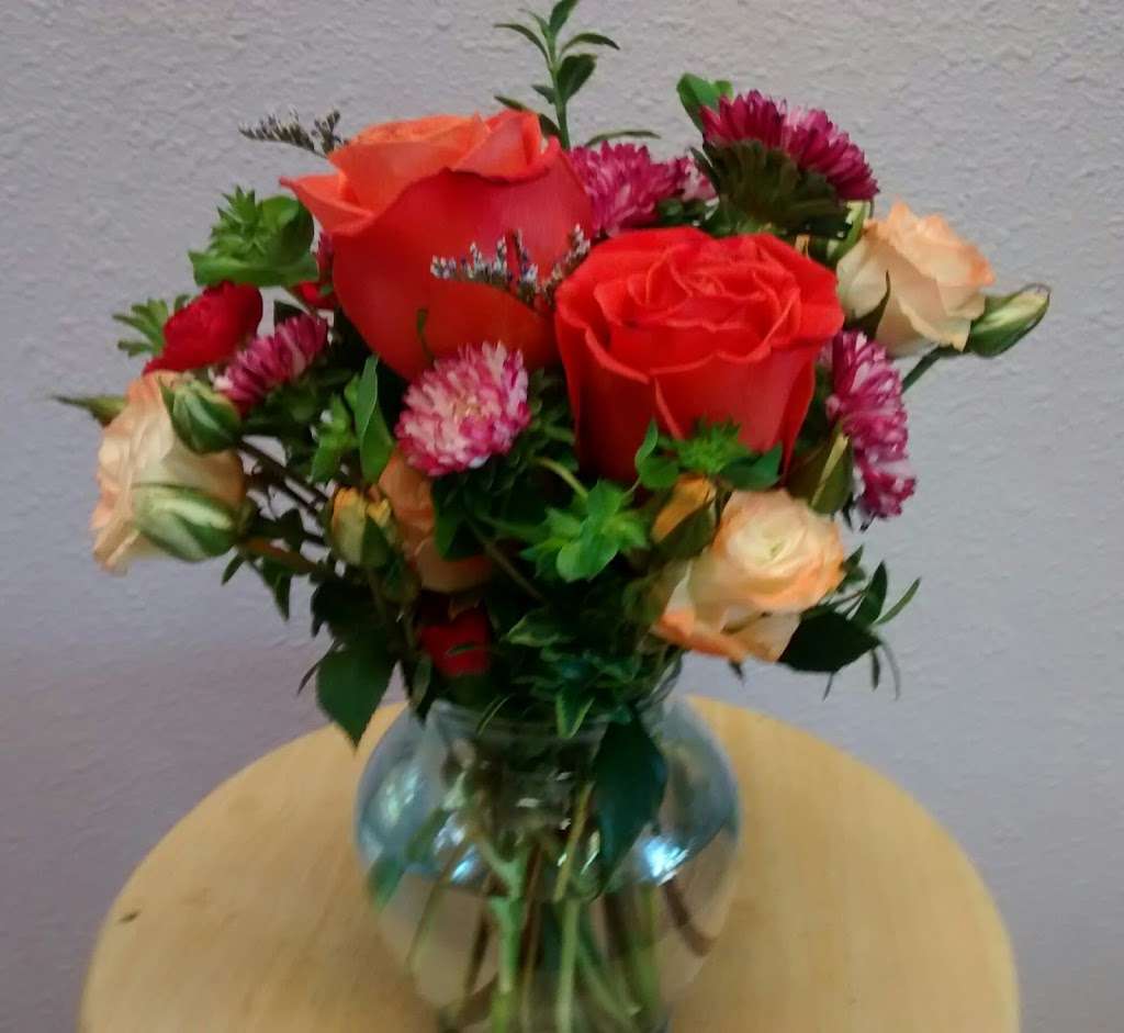 Forever Flowers | 2400, 16728 E Smoky Hill Rd #11G, Centennial, CO 80015, USA | Phone: (303) 693-8663