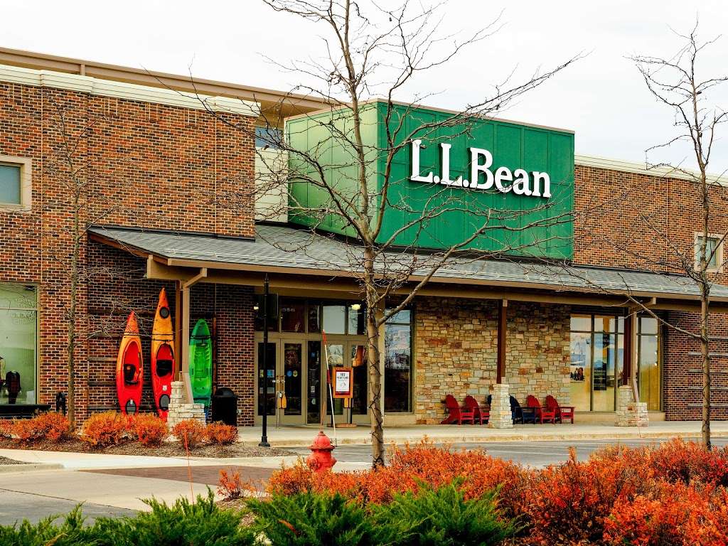 L.L. Bean | 100 W Higgins Rd, South Barrington, IL 60010, USA | Phone: (888) 552-5548