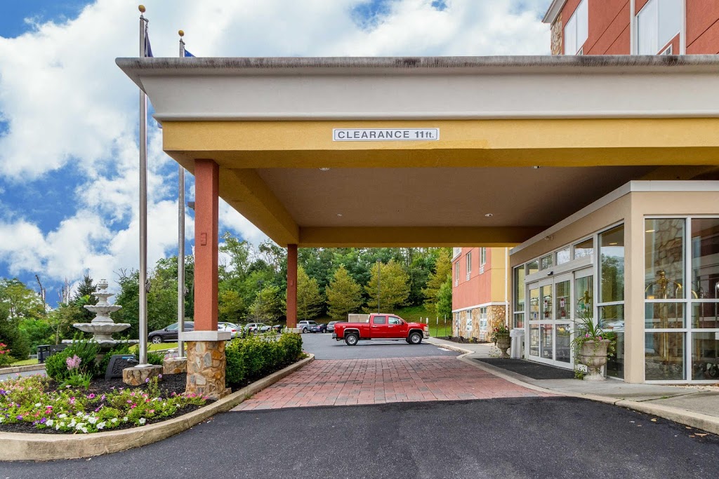 Comfort Suites Near Gettysburg Battlefield Visitor Center | 945 Baltimore Pike, Gettysburg, PA 17325, USA | Phone: (717) 334-6715