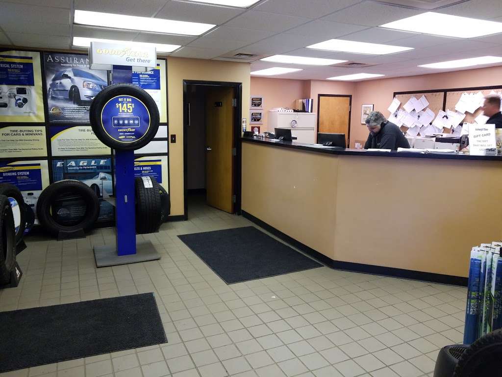 Faheys Tire Center | 28 New Salem St, Wakefield, MA 01880, USA | Phone: (781) 245-2020