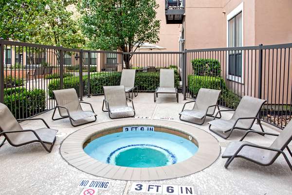 Sawyer Heights Lofts Luxury Apartments | 2424 Sawyer Heights St, Houston, TX 77007, USA | Phone: (713) 861-3737