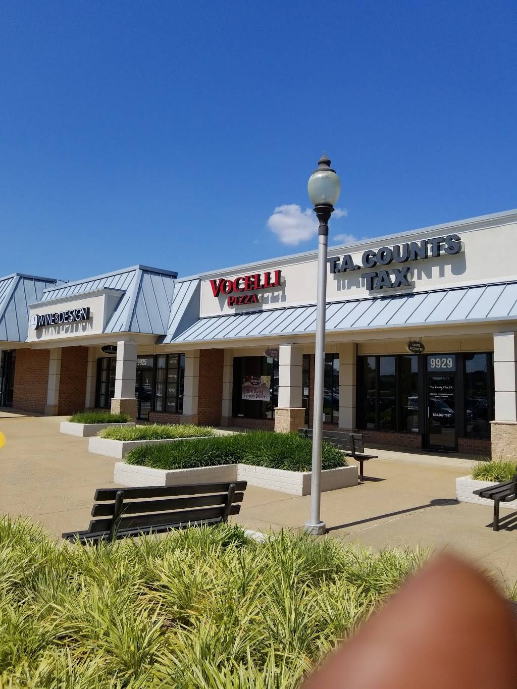 Vocelli Pizza | Oxbridge Square Shopping Center, 9927 Hull Street Rd, Richmond, VA 23236, USA | Phone: (804) 864-2358
