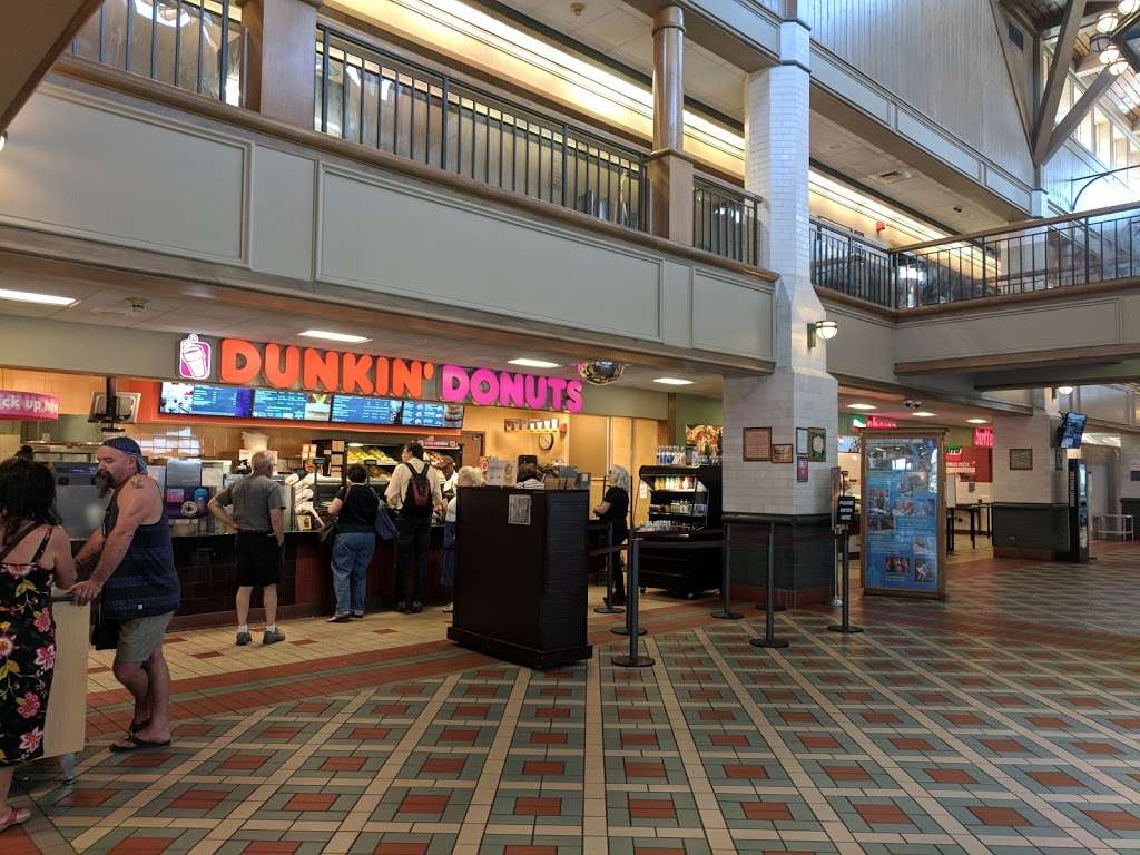 Sloatsburg Service Area 33 New York State Thruway, Sloatsburg, NY