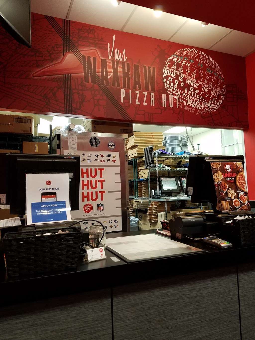 Pizza Hut | 703 W South Main St, Waxhaw, NC 28173, USA | Phone: (704) 627-2021