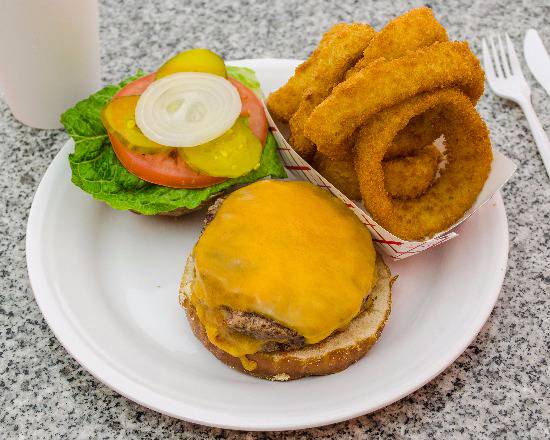 Fire Grilled Burgers | 1077 Bay St #1, Staten Island, NY 10305, USA | Phone: (718) 816-1740