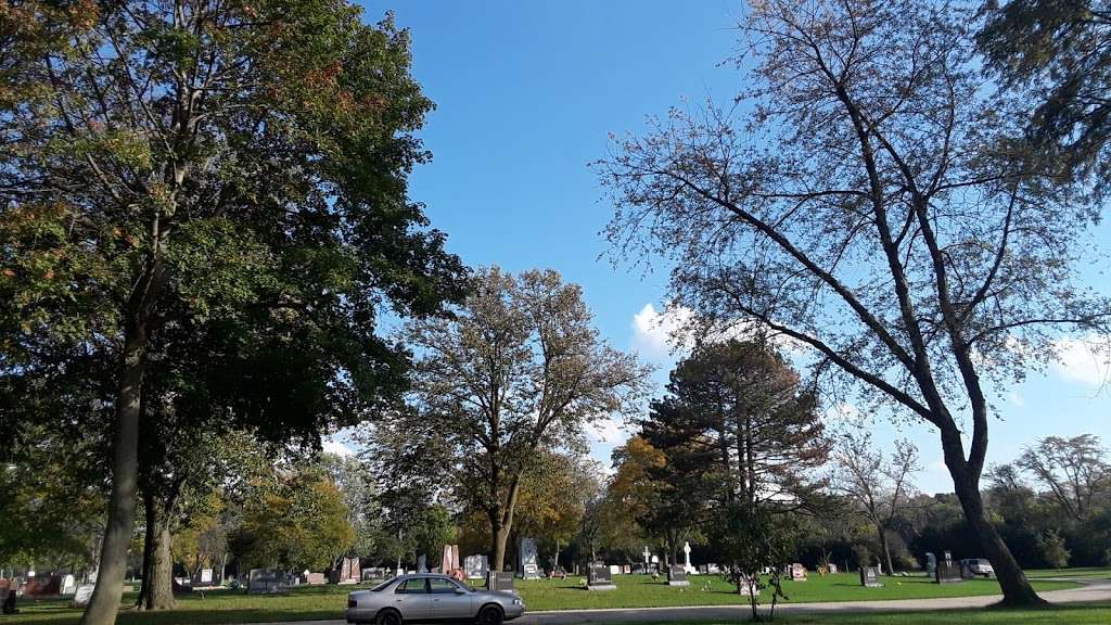 All Saints Catholic Cemetery & Mausoleum | 1212, 700 N River Rd, Des Plaines, IL 60016, USA | Phone: (847) 298-0450