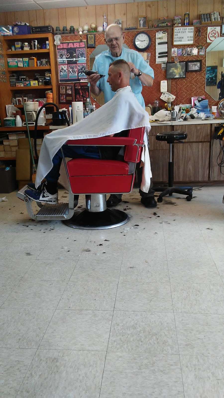 Dons Barber Shop | 125 E Barker Ave, Michigan City, IN 46360, USA | Phone: (219) 879-9022