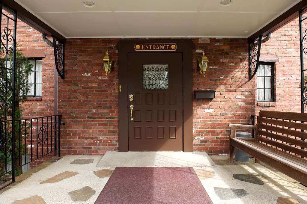 MacKinnon Funeral Home, Inc. | 760 Washington St, Whitman, MA 02382, USA | Phone: (781) 447-4141