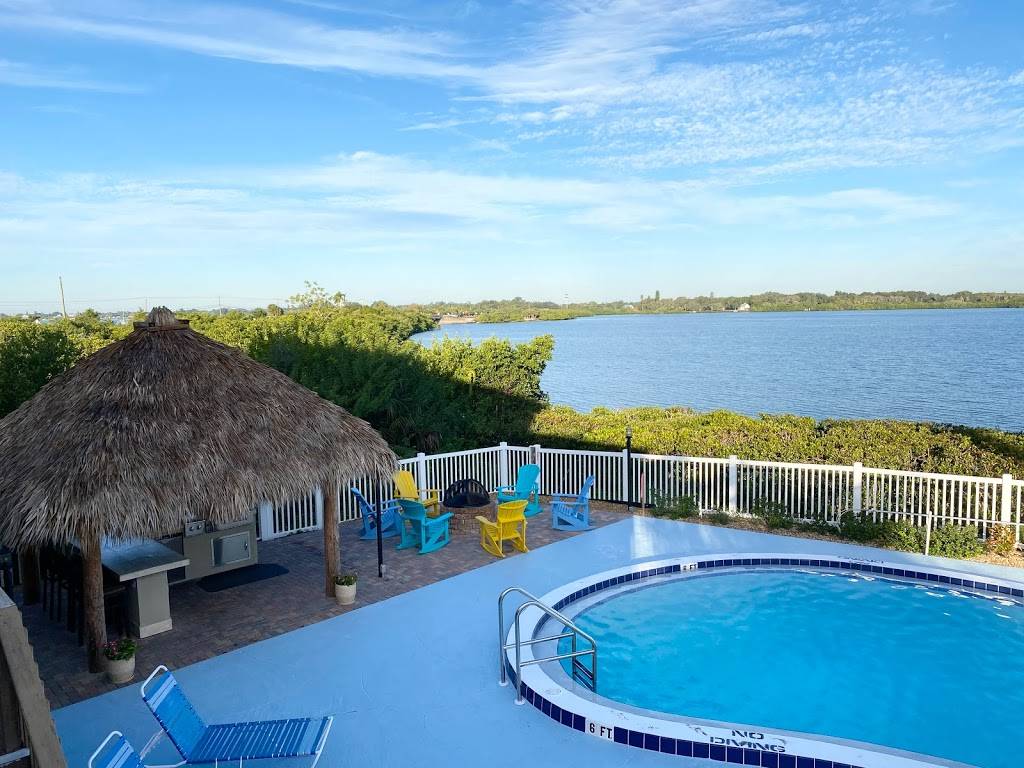 Fisherman’s Cove RV Resort | 100 61st St E, Palmetto, FL 34221, USA | Phone: (941) 729-3685