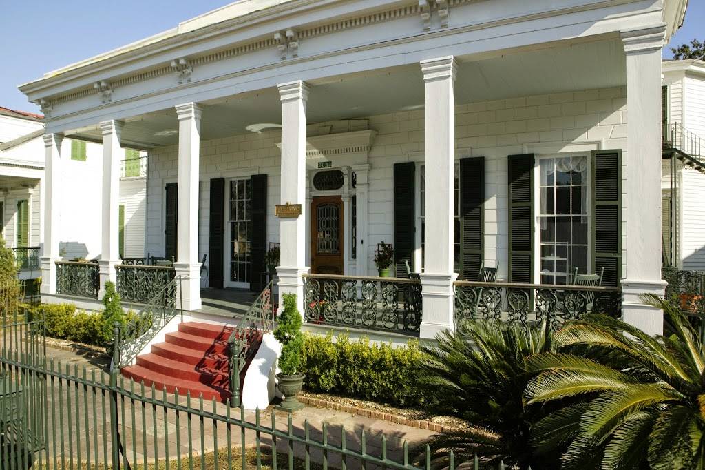 Ashtons Bed and Breakfast | 2023 Esplanade Ave, New Orleans, LA 70116, USA | Phone: (504) 942-7048