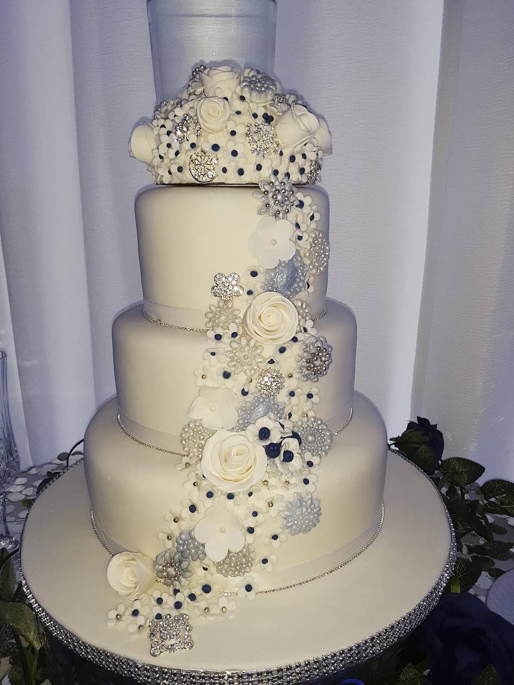 D&D Cake Designs | 3390 Kori Rd Suite #4, Jacksonville, FL 32257, USA | Phone: (904) 316-7013