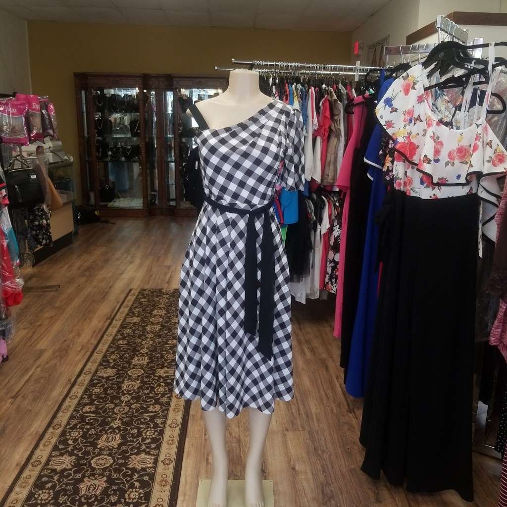 Gina’s Fashion | 341 Ridge Rd, Lyndhurst, NJ 07071, USA | Phone: (201) 709-4822