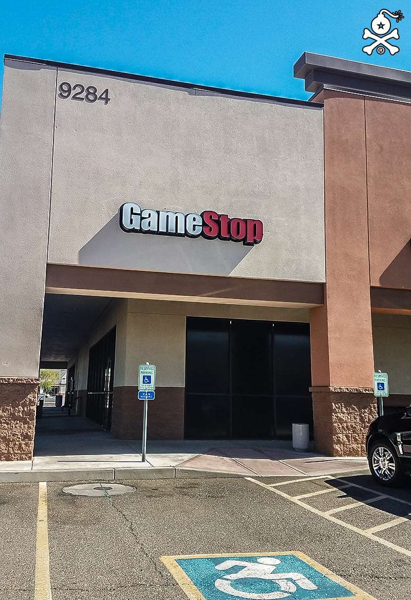 GameStop | 9284 W Northern Ave #102, Glendale, AZ 85305, USA | Phone: (623) 872-1045