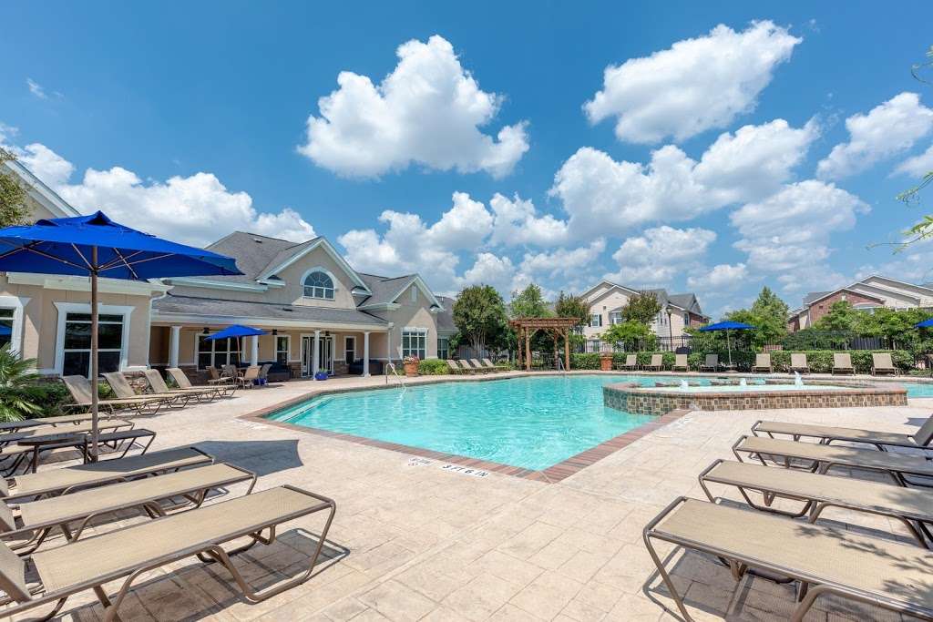 Villas at West Road | 9500 West Rd, Houston, TX 77064, USA | Phone: (281) 807-6900