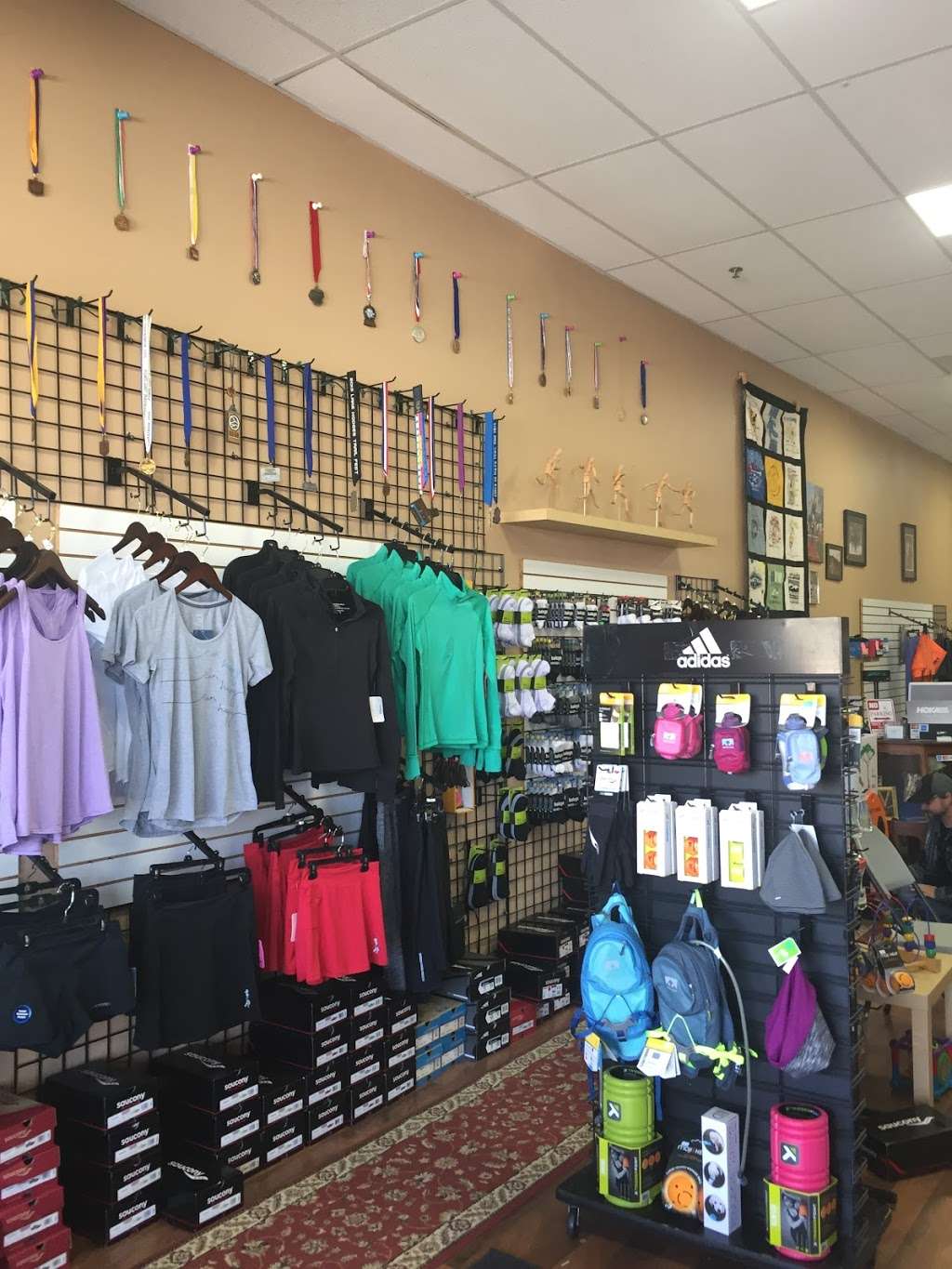 Laces Running Company | 10549 Scripps Poway Pkwy, San Diego, CA 92131, USA | Phone: (858) 549-1192