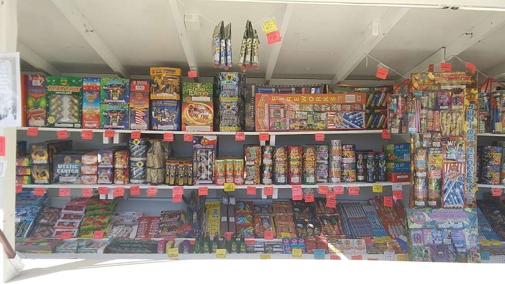 Firework stand | 2120 Katy Hockley Cut Off Rd, Katy, TX 77493 | Phone: (346) 213-5011