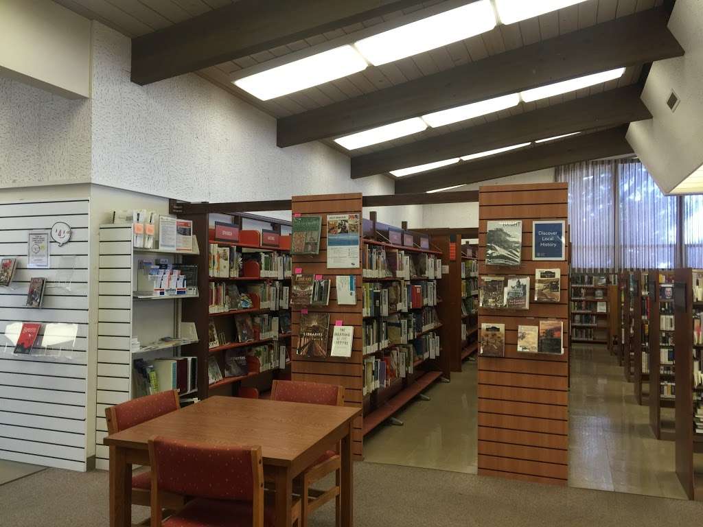 Pacifica Sharp Park Library | 104 Hilton Way, Pacifica, CA 94044, USA | Phone: (650) 355-5196