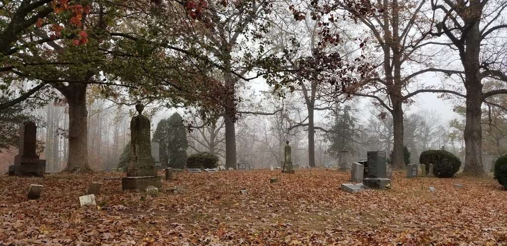 Chestnut Grove Cemetery | 831 Dranesville Rd, Herndon, VA 20170, USA | Phone: (703) 435-3480