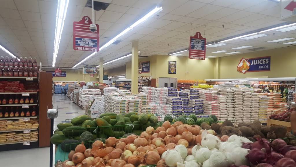 Presidente Supermarket | 8370 NW 27th Ave, Miami, FL 33147, USA | Phone: (305) 691-1722