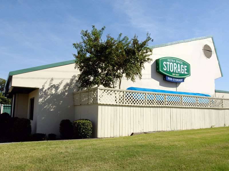 Extra Space Storage | 1235 Gateway Dr, Memphis, TN 38116, USA | Phone: (901) 332-4440
