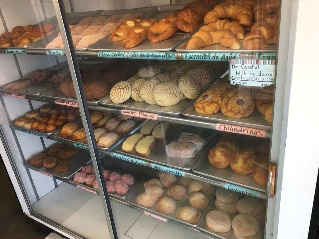 El Rey Bakery | 8934 Beverly Blvd, Pico Rivera, CA 90660 | Phone: (562) 699-8934