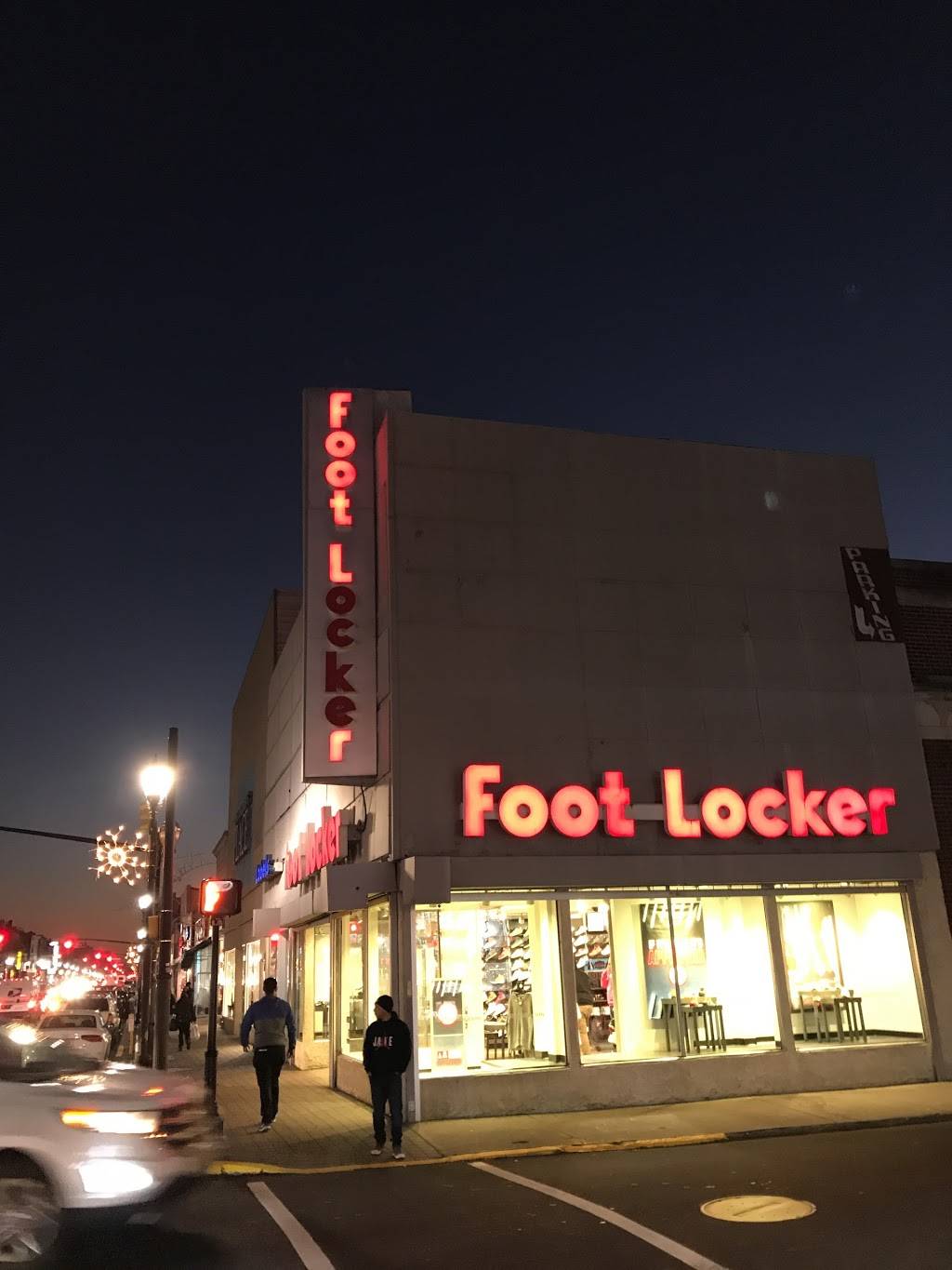 Foot Locker | 5819 Bergenline Ave, West New York, NJ 07093, USA | Phone: (201) 223-6494