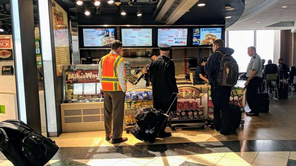 Jersey Mikes | Newark Liberty International Airport, Newark, NJ 07114, USA