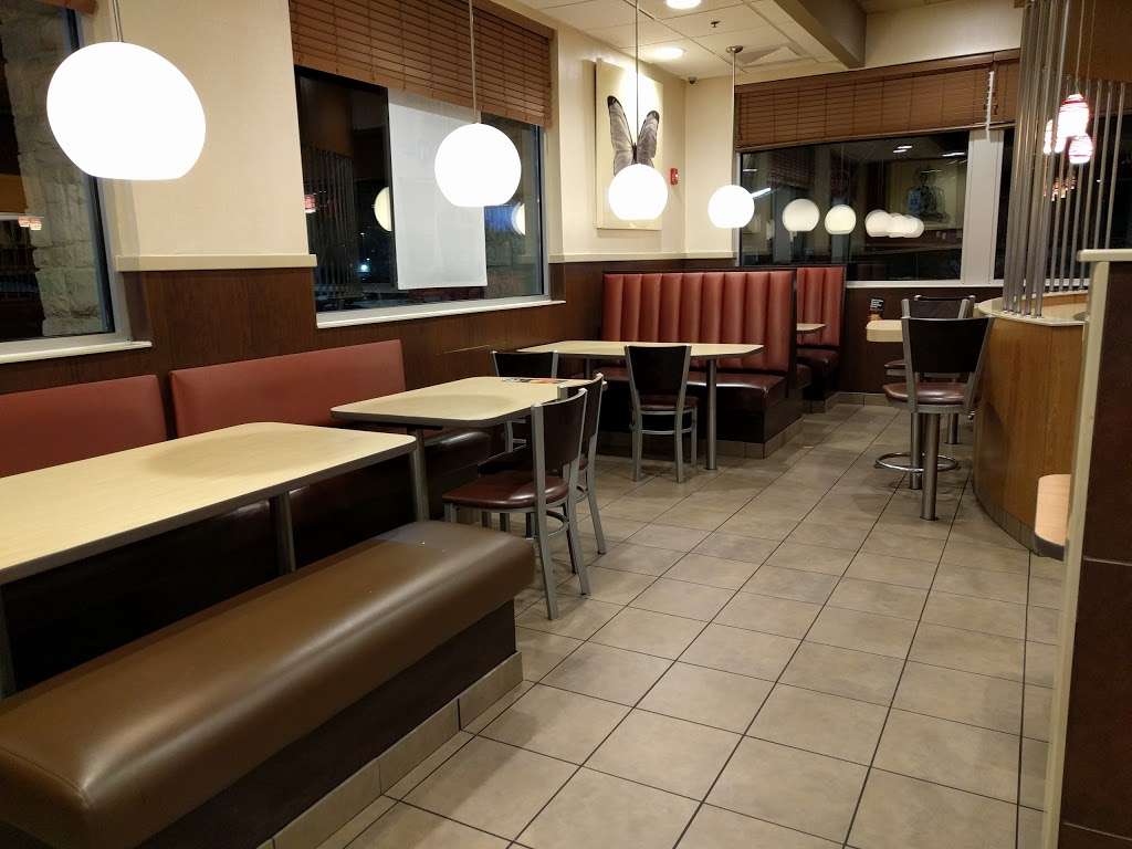 McDonalds | 400 Lancaster Ave, Reading, PA 19602, USA | Phone: (610) 374-3095