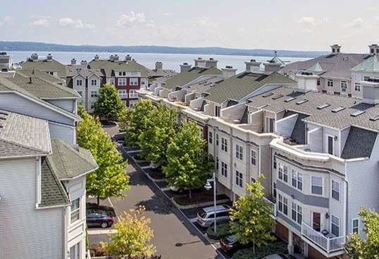 Parkside Apartments at the Harbors | 2100 Round Pointe Dr, Haverstraw, NY 10927, USA | Phone: (845) 786-2785