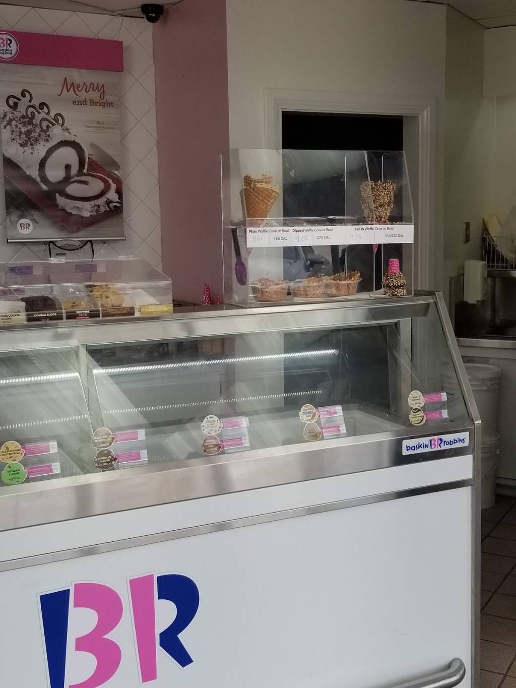 Baskin-Robbins | 1839 Staring Ln, Baton Rouge, LA 70810, USA | Phone: (225) 769-3160