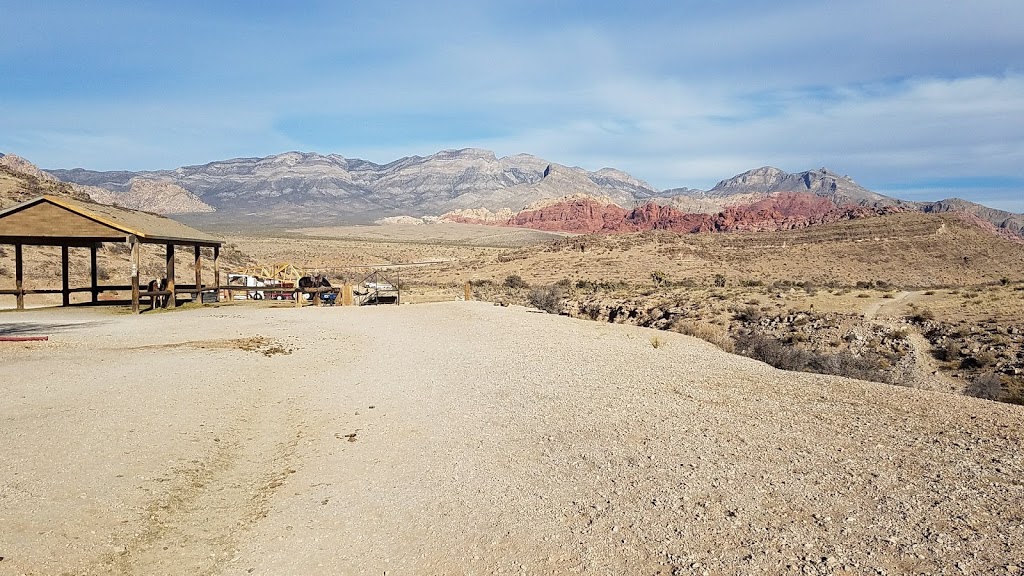 Fossil Canyon Trailhead Parking | 4053 Fossil Ridge Rd, Las Vegas, NV 89161, USA