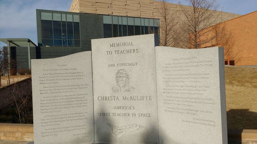 Crista McAuliffe Memorial | Gladstone, MO 64118, USA