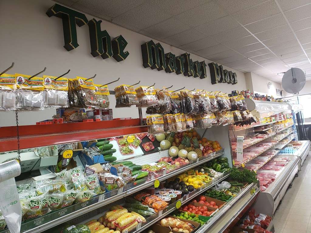 Dannys Market Place | 1965 Vermont St, Blue Island, IL 60406, USA | Phone: (708) 388-2750