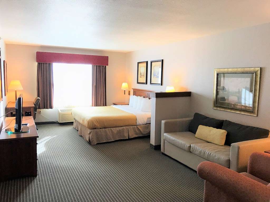 Country Inn & Suites by Radisson, Zion, IL | 1100 33rd St, Zion, IL 60099 | Phone: (847) 746-0101