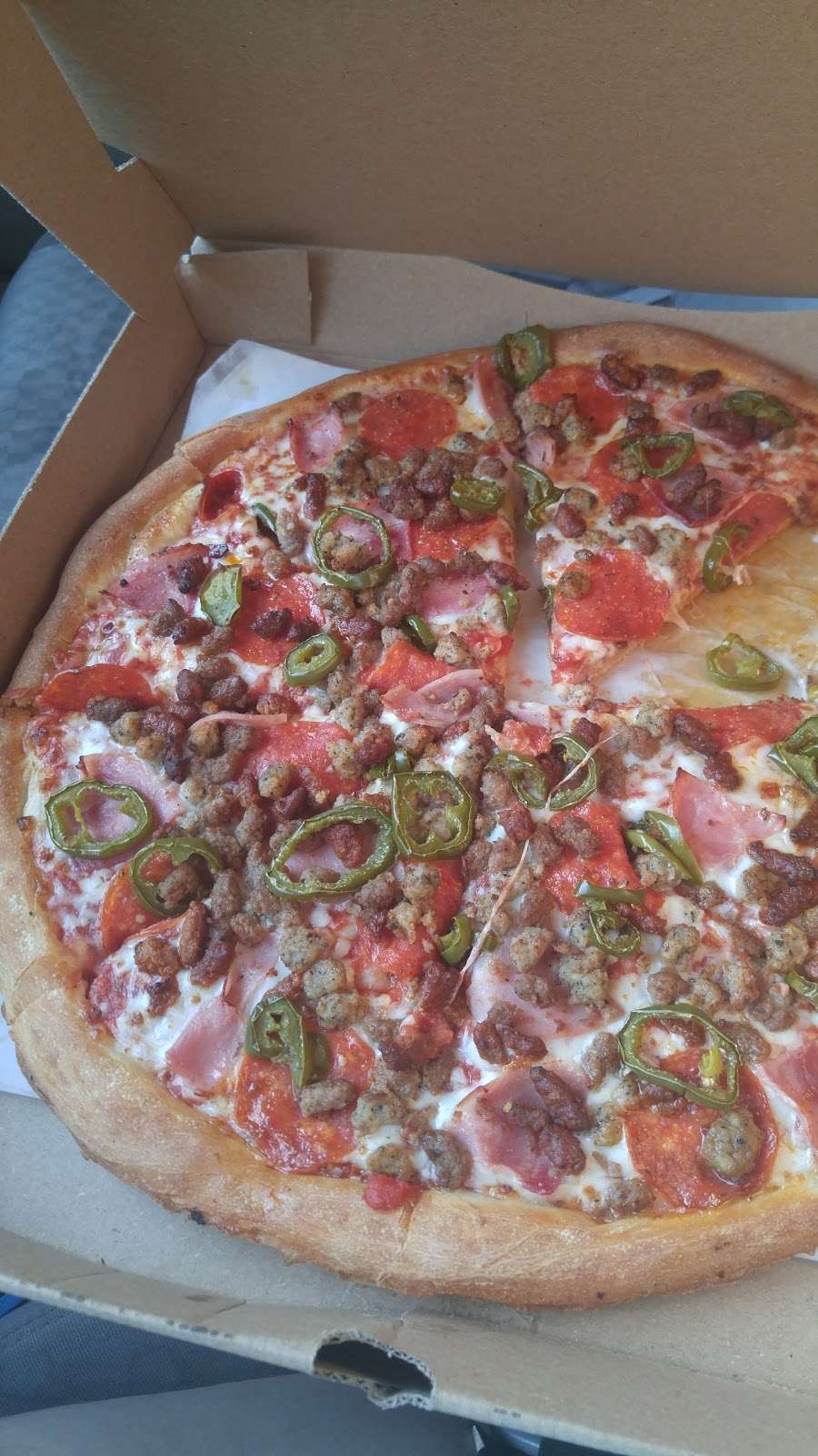 Pizza Patron | 240 Patton St, Houston, TX 77009, USA | Phone: (713) 224-9191