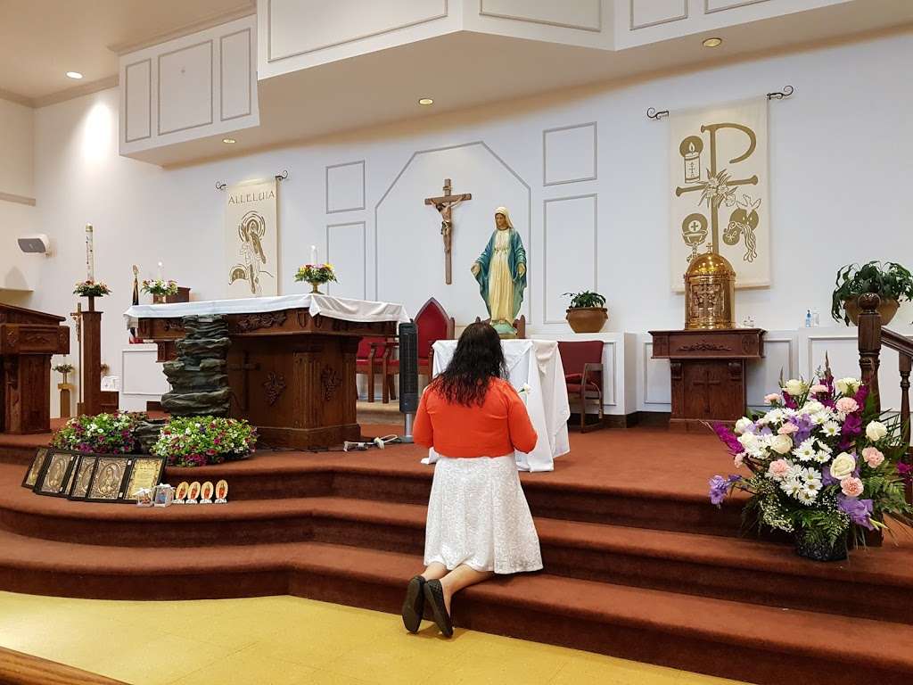 St. John of God Roman Catholic Church | 84 Carleton Ave, Central Islip, NY 11722 | Phone: (631) 234-6535