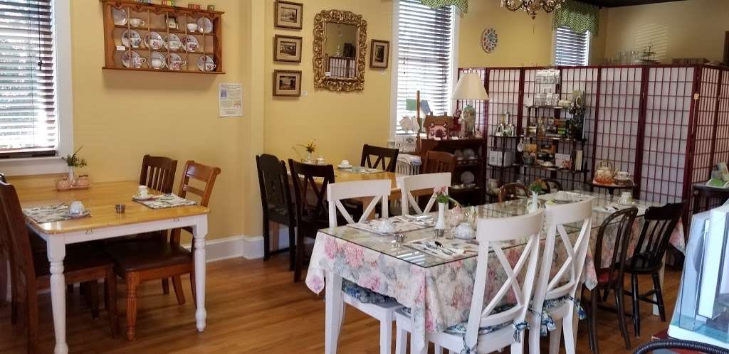 Crest Hill Antiques & Tea Room | 6488 Main St, The Plains, VA 20198, USA | Phone: (540) 253-5790