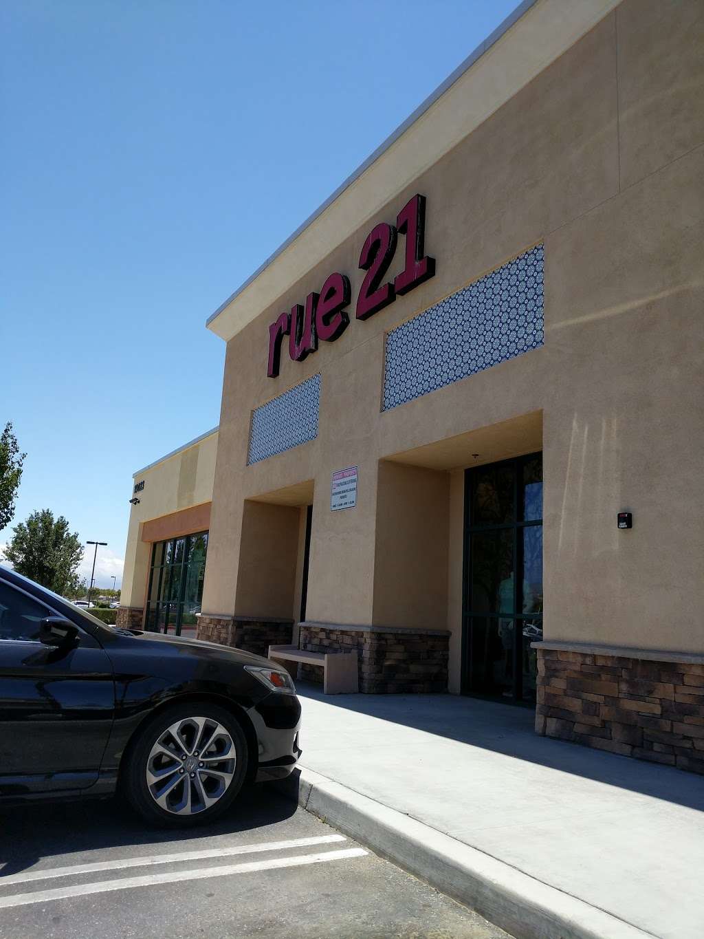rue21 | 19023 Bear Valley Rd Suite 1, Apple Valley, CA 92308, USA | Phone: (760) 961-8299