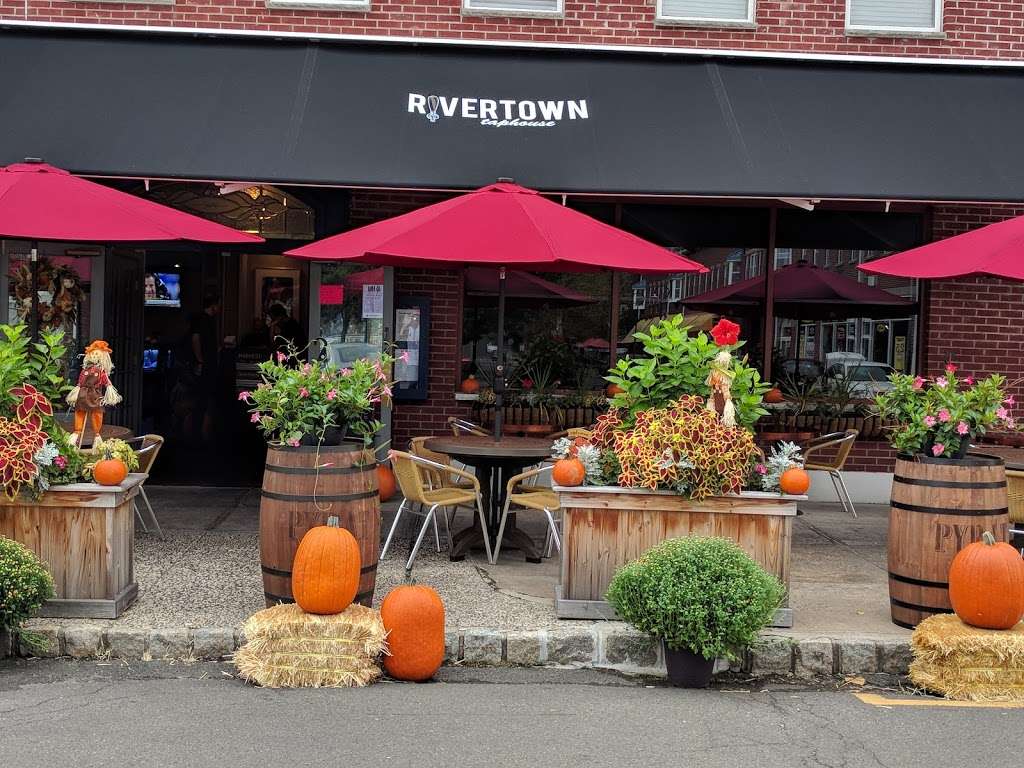 Rivertown Taphouse | 5 Roundhouse Rd, Piermont, NY 10968 | Phone: (845) 848-2923