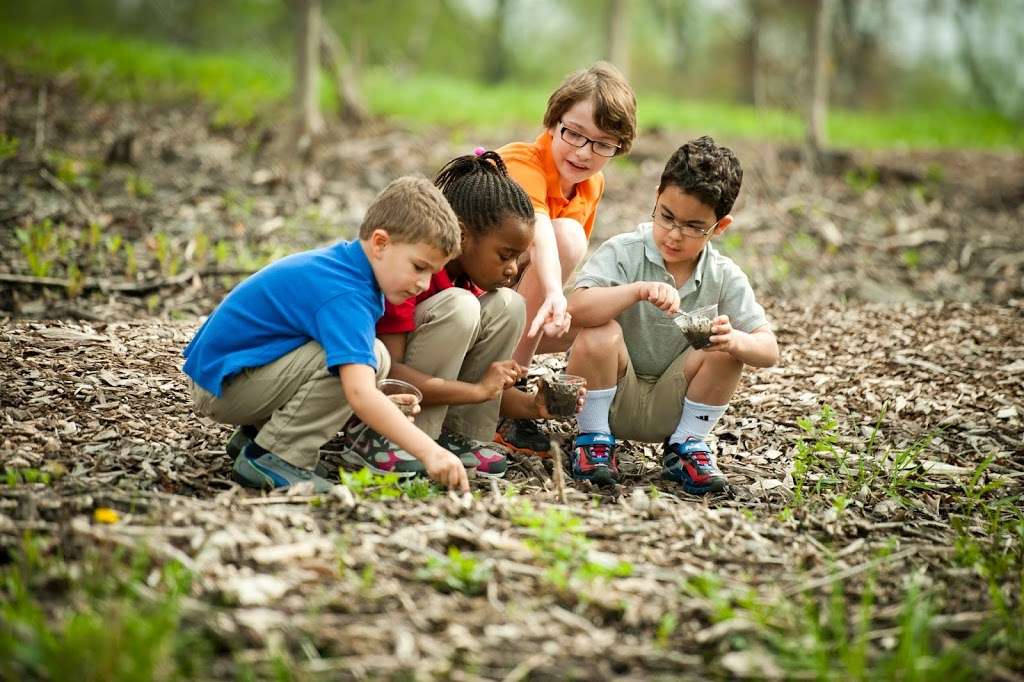 Lake Forest Country Day School | 145 S Green Bay Rd, Lake Forest, IL 60045, USA | Phone: (847) 234-2350