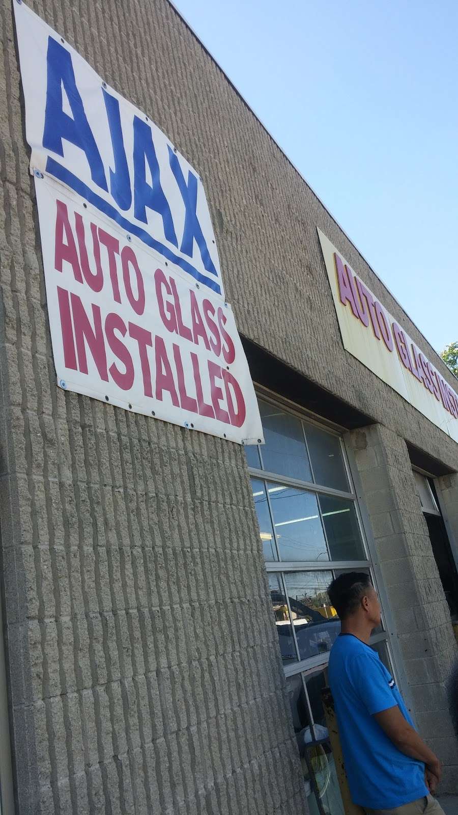 Ajax Auto Glass, Inc. | 6250 Passyunk Ave, Philadelphia, PA 19153, USA | Phone: (215) 729-5000