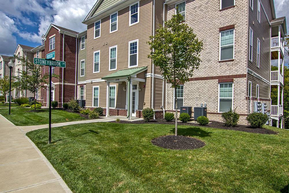 The Overlook Apartment Homes | 3000 Stoneybrook Ln, Elsmere, KY 41018 | Phone: (859) 475-1430