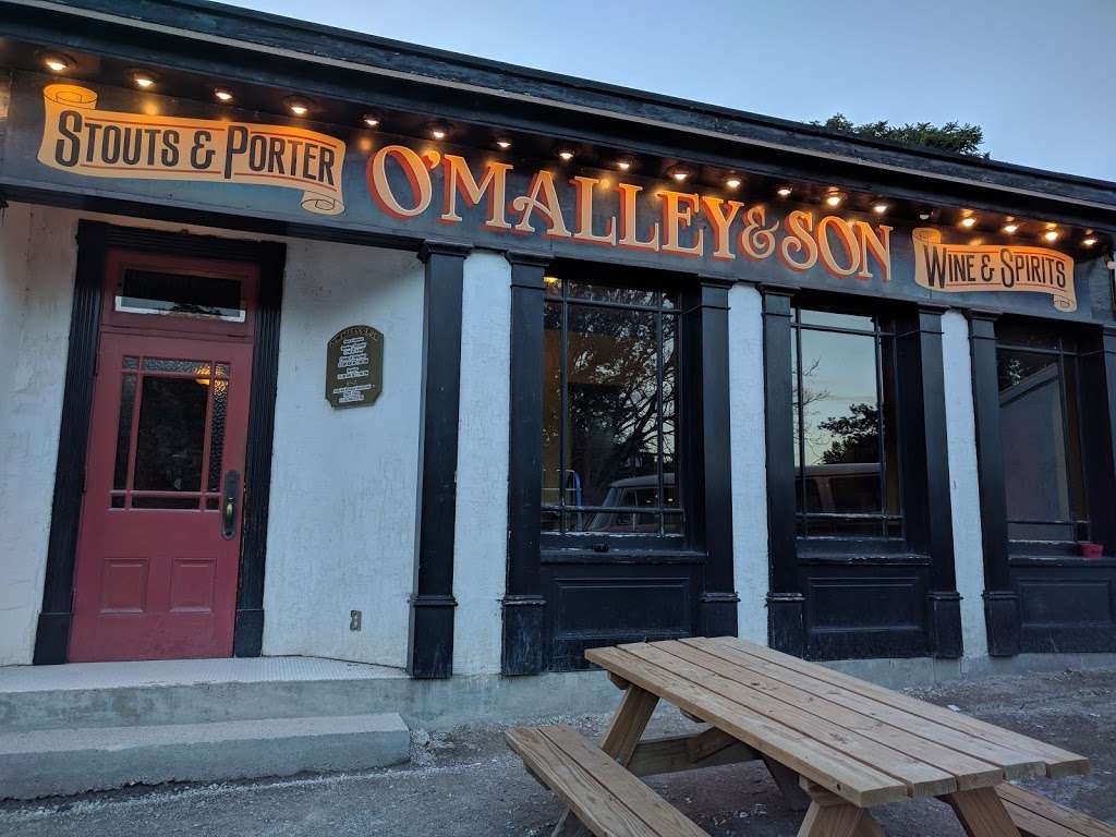 OMalleys Pub | 540 Welt St, Weston, MO 64098, USA | Phone: (816) 640-5235