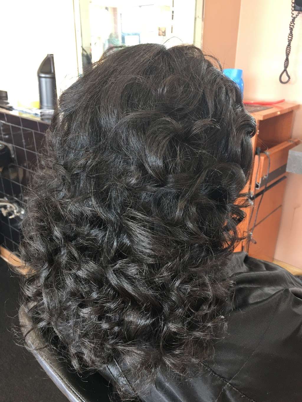 Ajeeba Hair Design | 1254 Burnham Ave, Calumet City, IL 60409, United States | Phone: (708) 868-5011